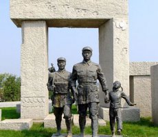 红军公园人物铜雕
