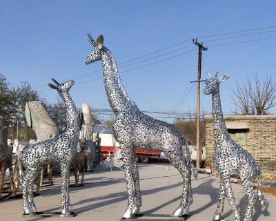 不锈钢长颈鹿动物雕塑