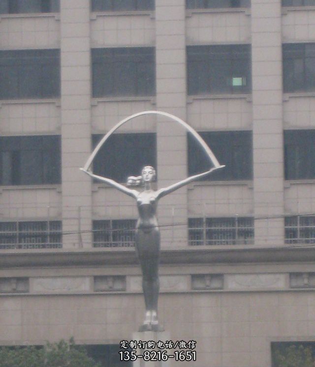 校园不锈钢女孩雕塑