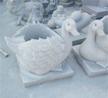 鸭子造型花盆石雕