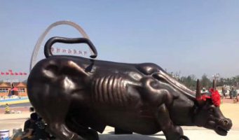 水牛铜雕-临平公园水牛雕塑