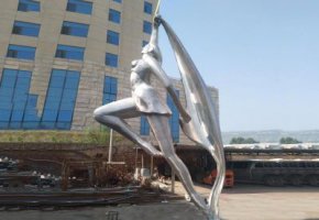 不锈钢抽象艺术体操女孩雕塑