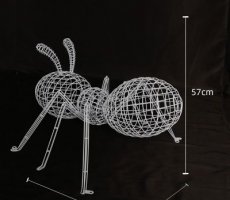 蚂蚁不锈钢镂空雕塑