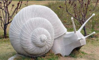 不锈钢公园抽象蜗牛雕塑