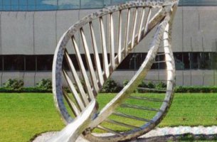 不锈钢公园抽象镂空树叶雕塑