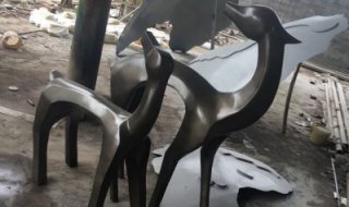 不锈钢抽象小鹿动物雕塑