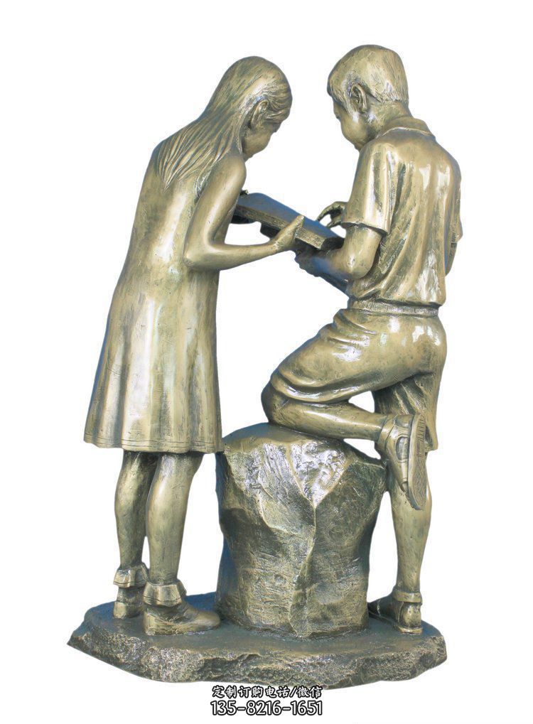 校园看书的学生人物铜雕