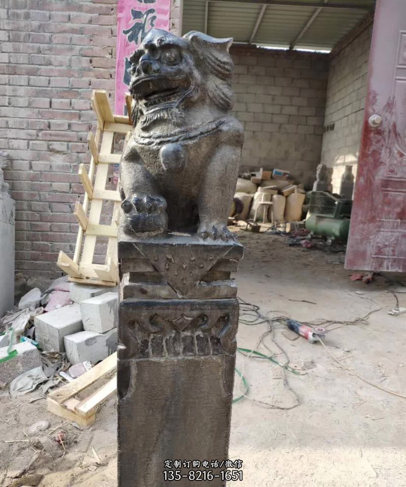 狮子拴马桩石雕塑