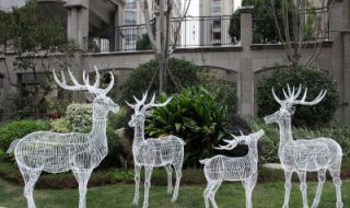 不锈钢镂空鹿别墅景观雕塑