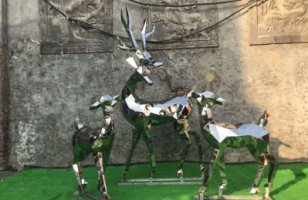 不锈钢镜面园林小鹿动物雕塑