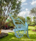 不锈钢草坪蝴蝶座椅雕塑
