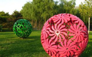 不锈钢镂空球彩球花球雕塑