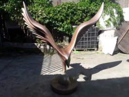 抽象老鹰铜雕塑