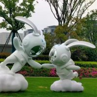 太空兔宇航主题雕塑