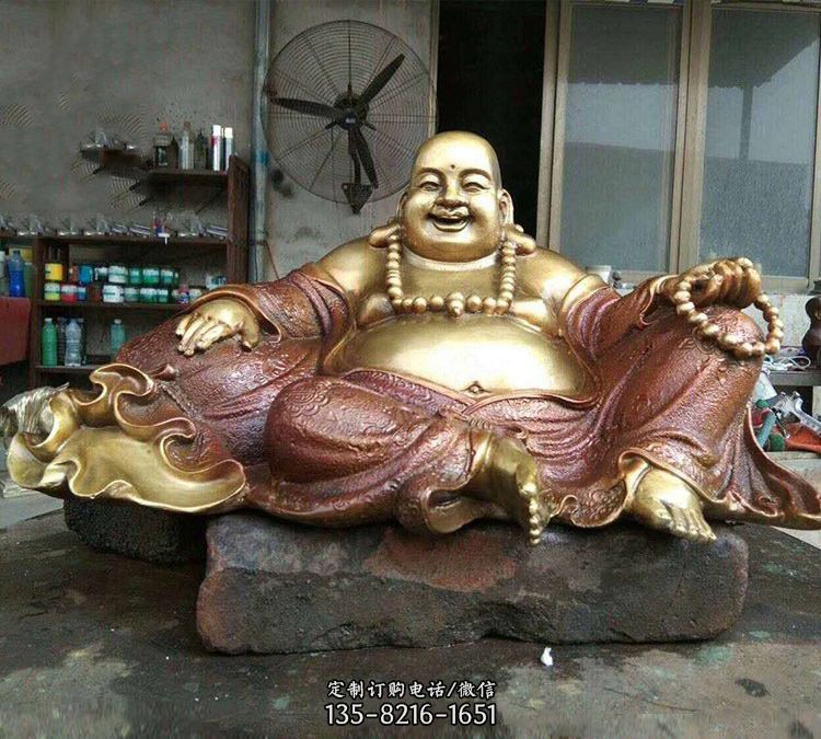 弥勒佛雕塑-大型仿真人物景观坐着的弥勒佛雕塑