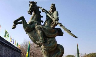 关公雕塑-户外景区大型仿铜骑马奔腾的关公雕塑