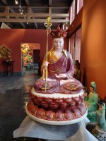 地藏王雕塑-寺庙景区大型玻璃钢彩绘神佛供奉地藏王雕塑